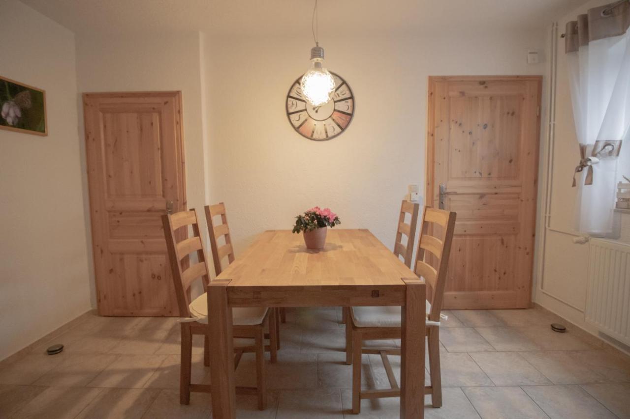 Ferienwohnung Feldstein Hohenkirchen  エクステリア 写真